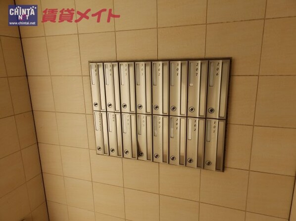 伊勢中川駅 徒歩4分 2階の物件外観写真